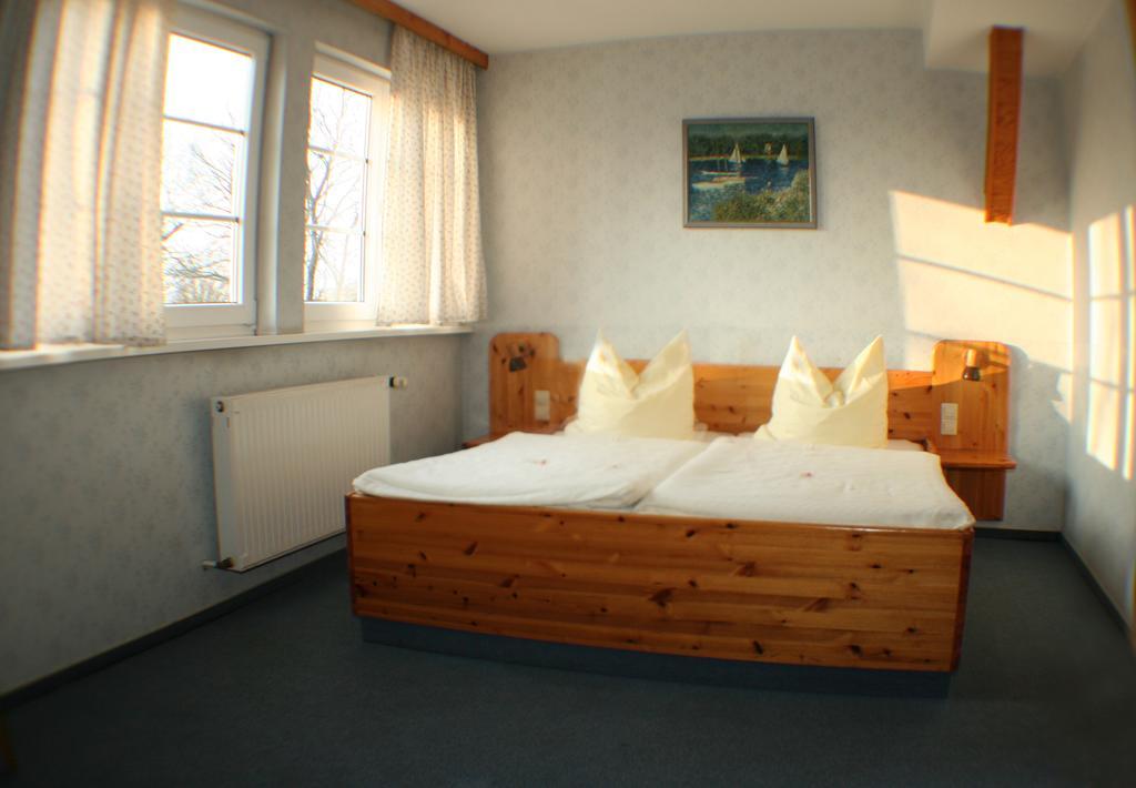 Landgasthof Zur Krummen Linde Stolpe  Zewnętrze zdjęcie